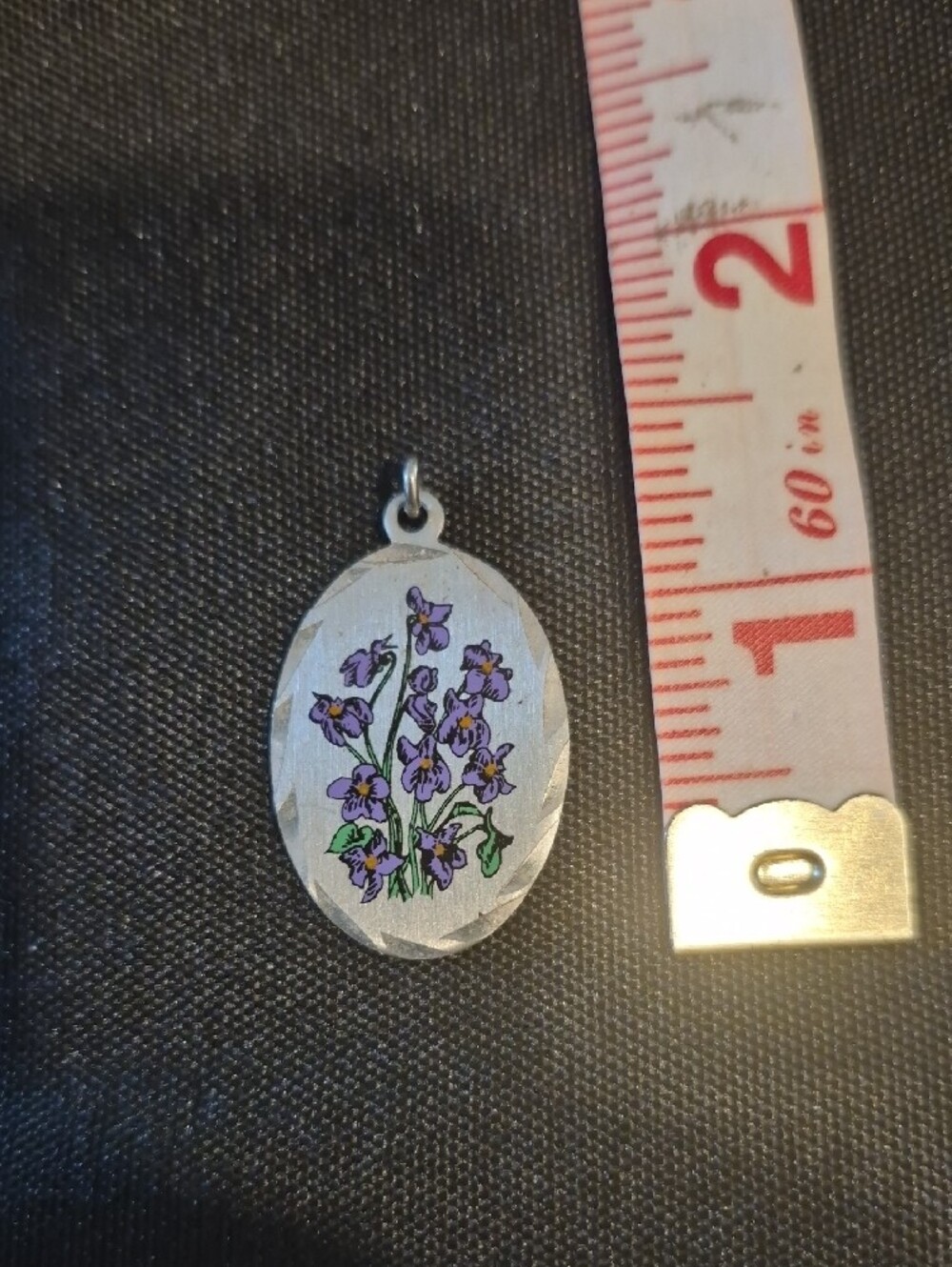 Vintage Silver Pewter Oval Violet Floral Pendant Necklace - Purple Flower Charm - Picture 4 of 4